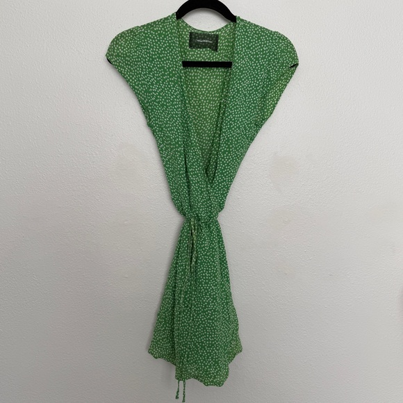 Reformation Ports Dress in Santa Fe - Picture 5 of 9